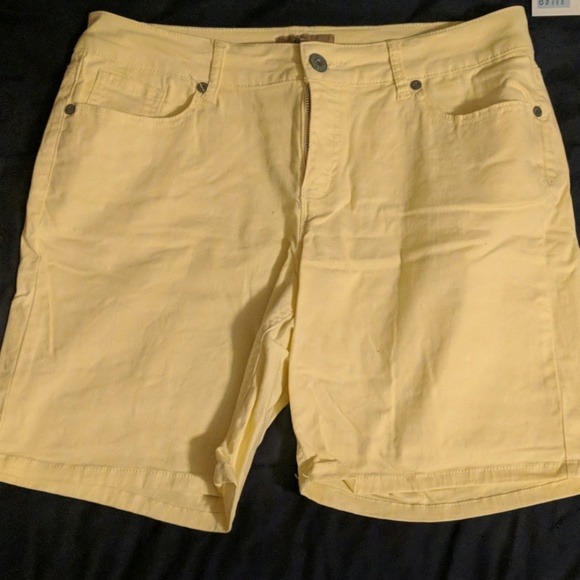 Clothing - Picture 1 of 1